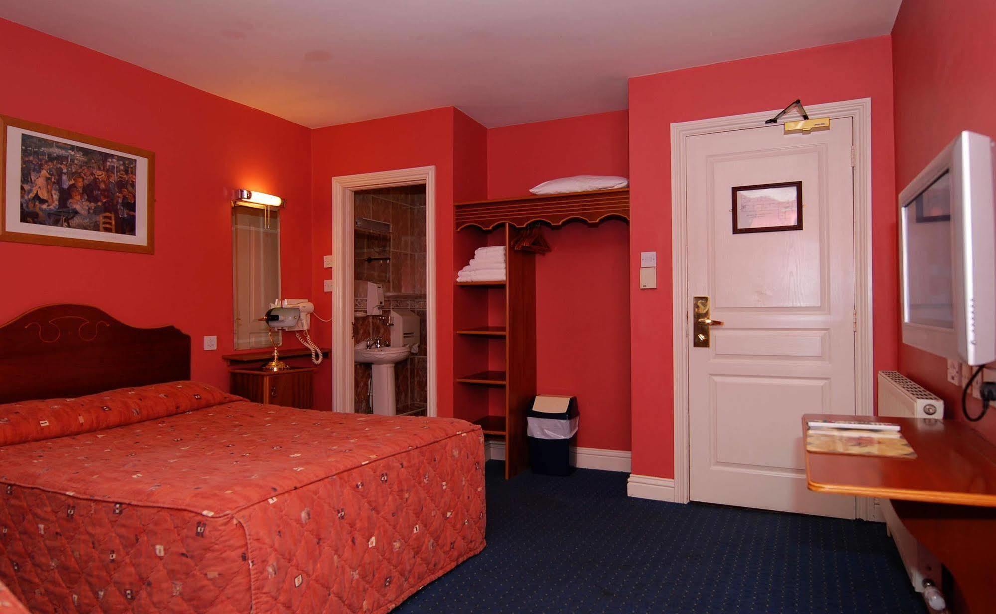 Palmerstown Lodge Dublin Bagian luar foto
